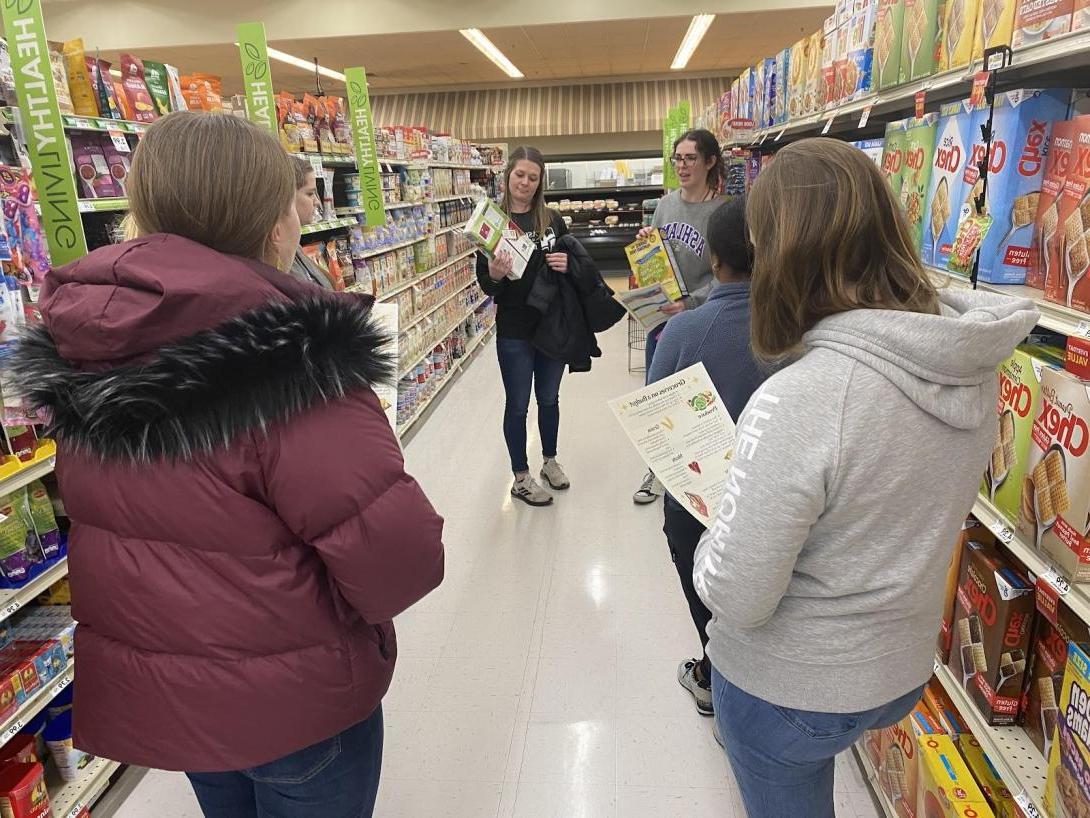 Students shopping in a grocery store